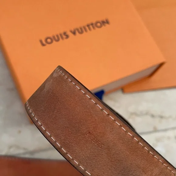 Louis Vuitton π«π· Belt β€οΈ - Picture 12 of 13